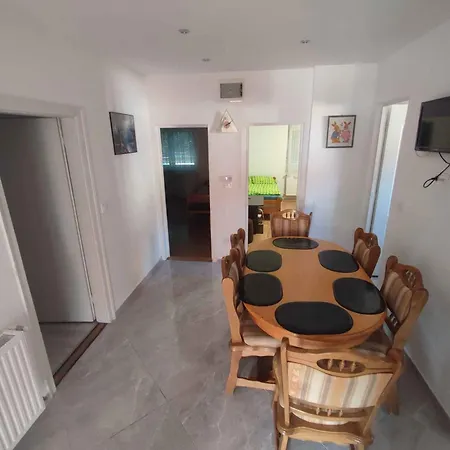 In - Balaton 51864 * Siofok