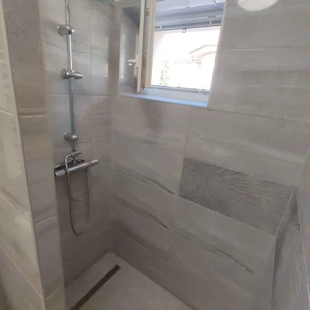 In - Balaton 51864 Tatil Evi *