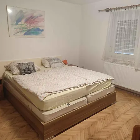 In - Balaton 51864 Tatil Evi Siofok