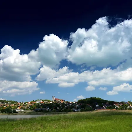 In - Balaton 51864 Siófok